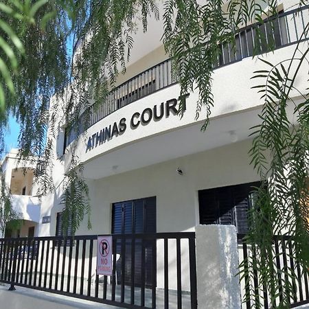 Athinas Court Aparthotel Paphos Exterior foto